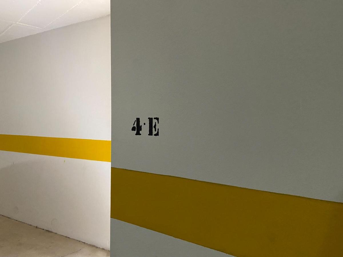 Luxury Condominium Apartment With Swimming Pool #1903 Lagos Luaran gambar