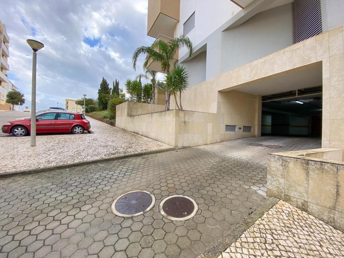 Luxury Condominium Apartment With Swimming Pool #1903 Lagos Luaran gambar