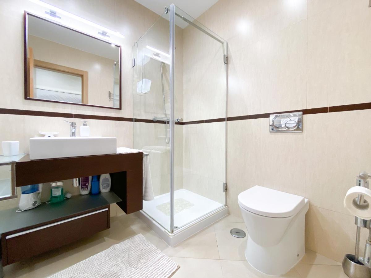 Luxury Condominium Apartment With Swimming Pool #1903 Lagos Luaran gambar