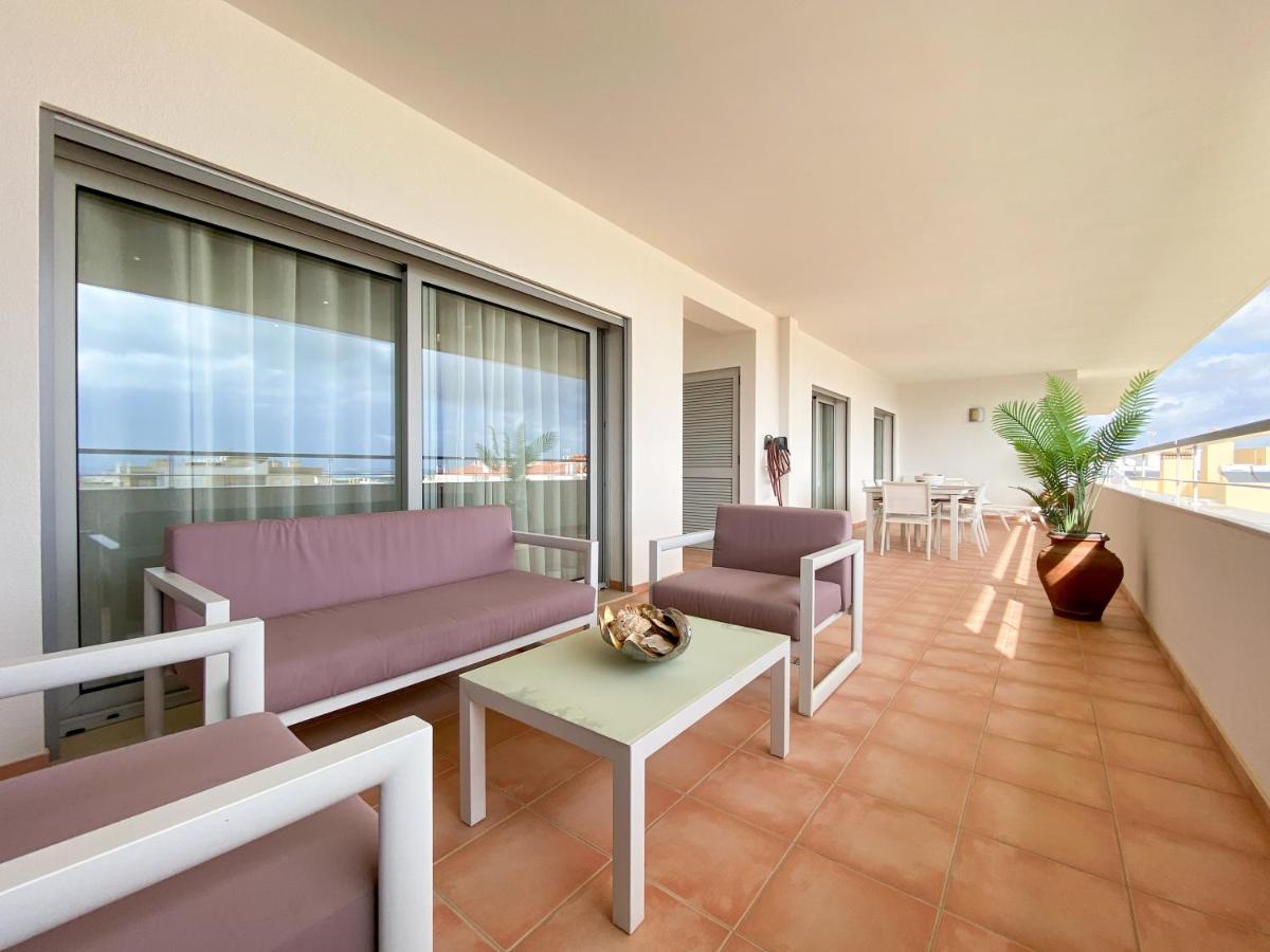 Luxury Condominium Apartment With Swimming Pool #1903 Lagos Luaran gambar