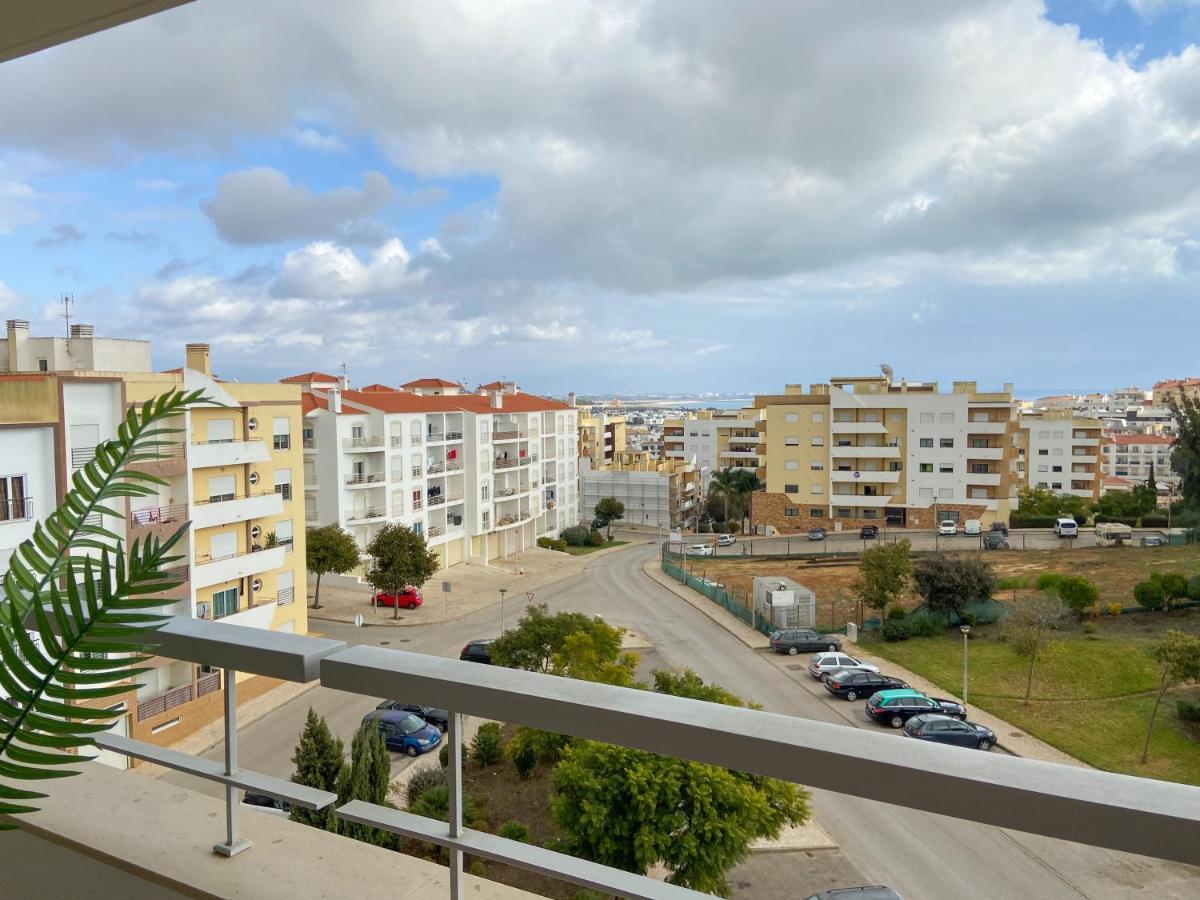 Luxury Condominium Apartment With Swimming Pool #1903 Lagos Luaran gambar